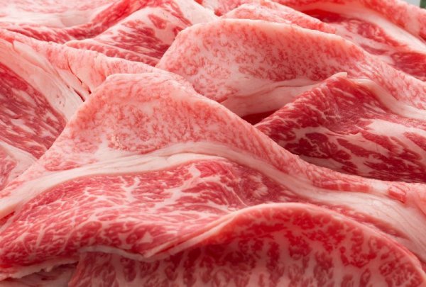 画像4: 極上近江牛すきしゃぶ用赤身（モモ）　1kg (4)