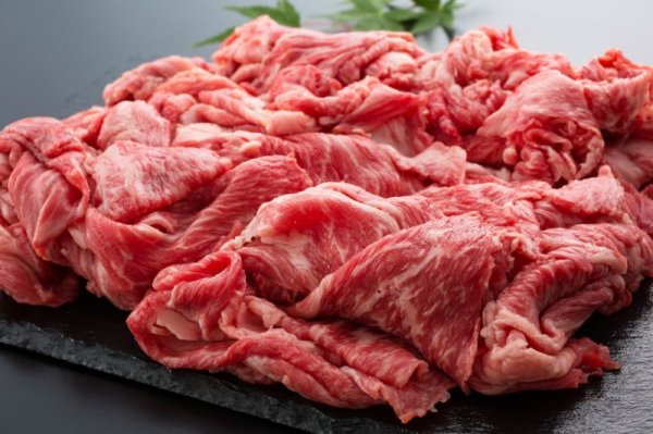 画像2: 近江牛切落(モモ・カタ・バラ) 1kg (2)